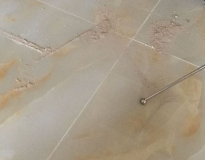 秦都瓷砖空鼓维修公司分享粘合剂选择不当在瓷砖铺贴过程中可能导致以下问题