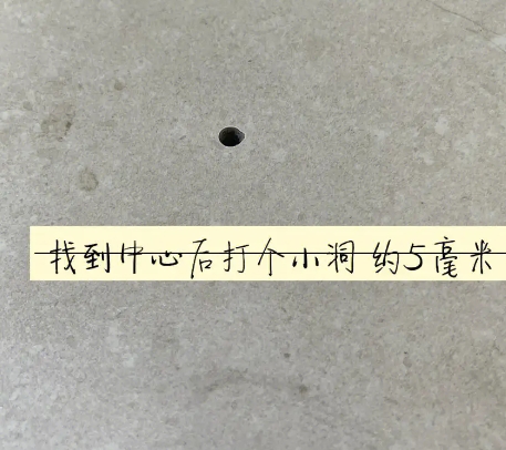 秦都瓷砖空鼓维修公司专业解答在瓷砖铺贴过程中，如果砂料搅拌不均匀，将会带来以下问题